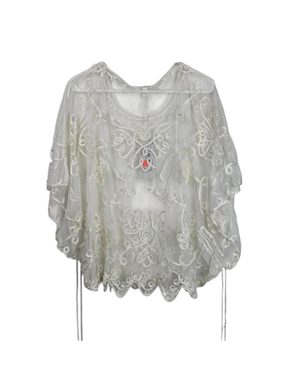 Women's Cream and White Blous - Picture 3 of 3